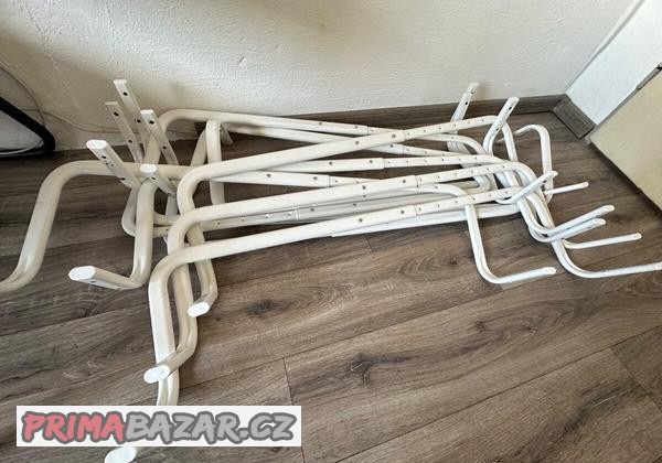 vesaky-do-zdi-nastavitelne