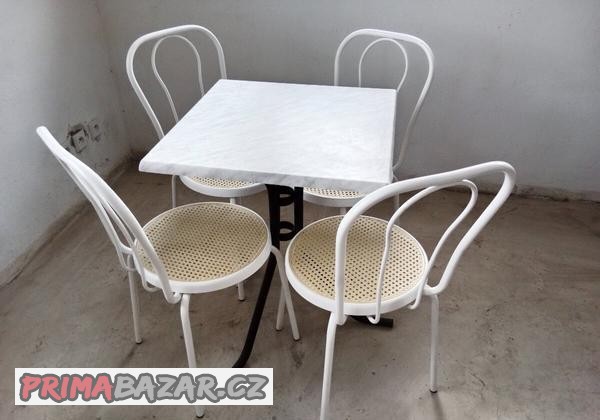 stolova-deska-ctvercova