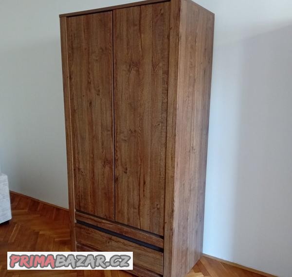 satni-skrin-se-suplikem