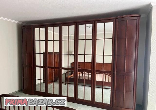 xxl-masivni-loznice-v-kolonialnim-stylu-3234