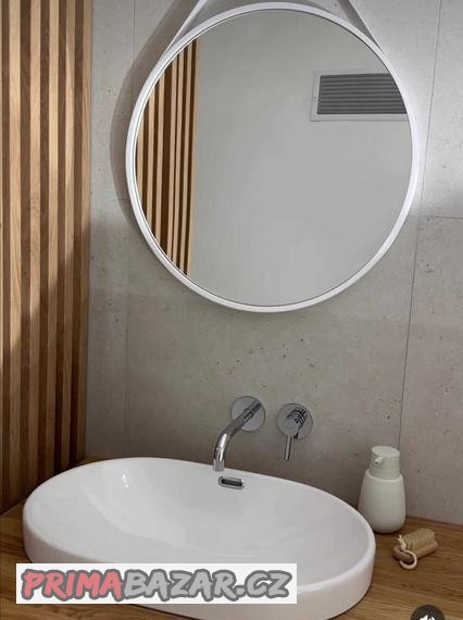 nove-lima-keramicke-umyvadlo-zapustne-59-5x39-5-cm-bila