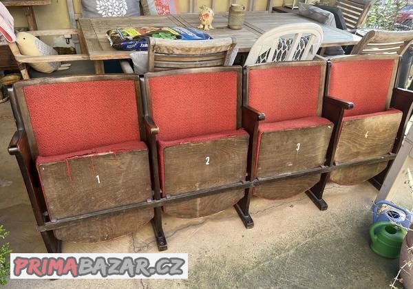 Kino / divadelni kresla