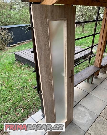 prodam-kreslo-platene-skrine-a-interierove-dvere