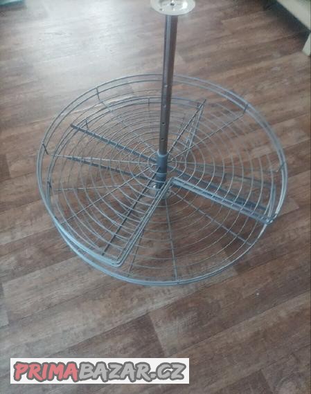 otocny-kuchynsky-kos