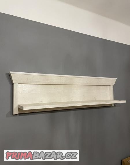 police-policka-bila-provance