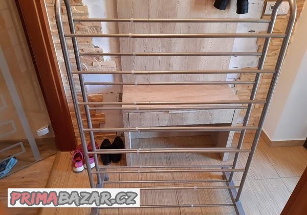 teleskopicky-stojan-na-boty-wenko-mobile-giant-67-116-cm