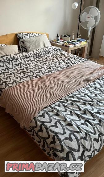 postel-140x200-vcetne-matrace