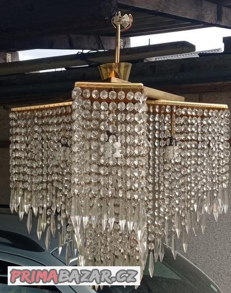 Lustr křišťálový