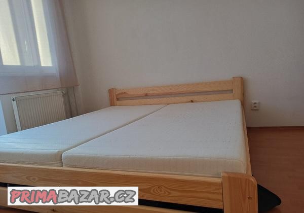 postel-180x200-s-matracemi