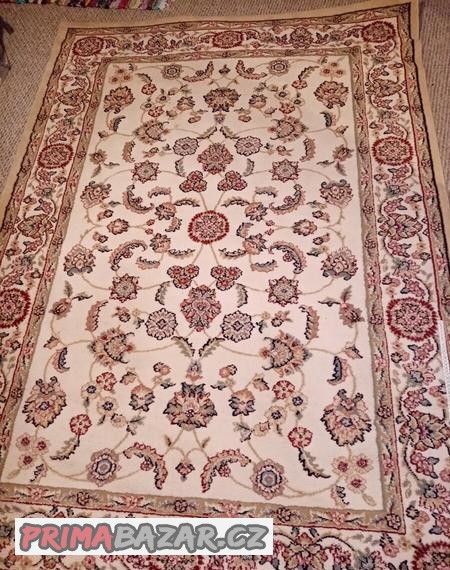 koberec-imitace-persan-160x230-cm-velmi-malo-pouzity