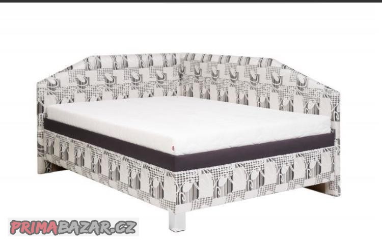 calounena-rohova-postel