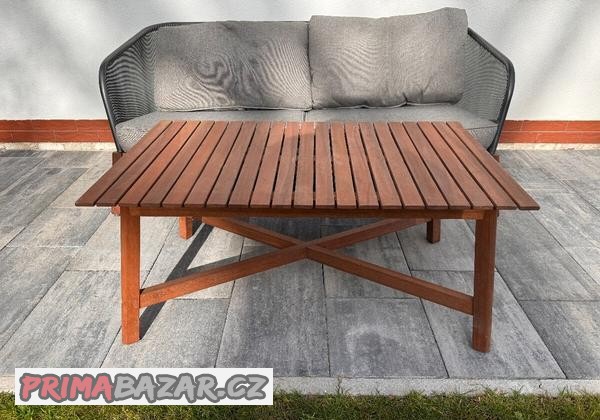 Venkovní sedací soupravu se stolkem