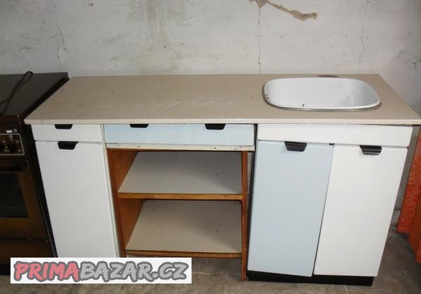retro kuchyn.linka  60-70 léta