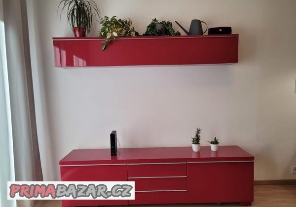 obyvaci-stena-ikea-besta