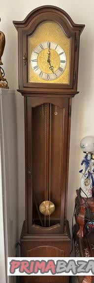 Stojací hodiny Hermle k renovaci