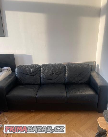 sedacka-z-prave-kuze