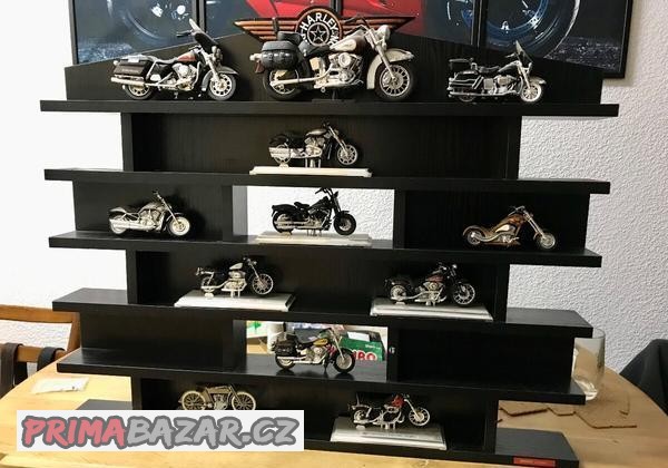 Police na modely Harley