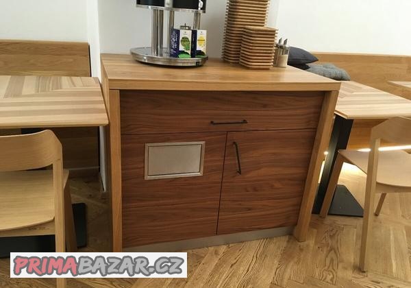 masivi-skrinka-dub-natural-olejovany-drev-dyha-orech