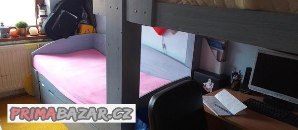 patrova-postel-pro-dve-osoby