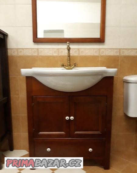 retro-koupelnovy-nabytek-s-wc-a-umyvadlem