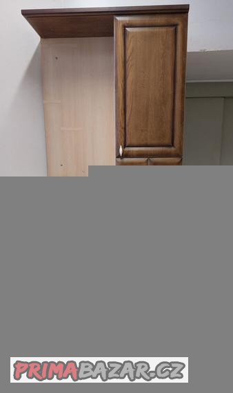 prodam-pojizdnou-kontejnerovou-kuchynku-v-rustikalnim-stylu