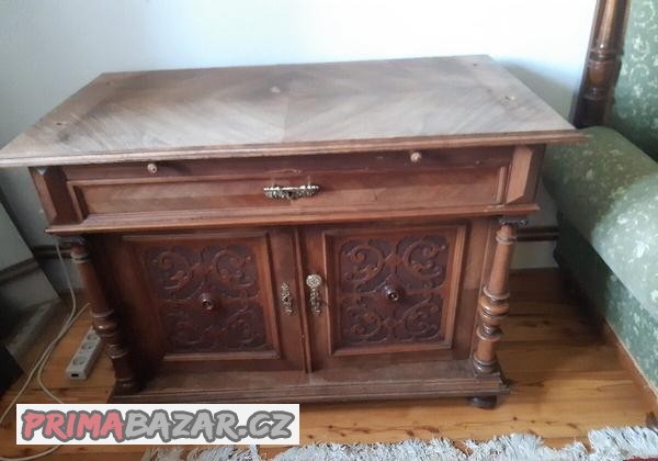 RETRO stůl, skříň a čtyři židle