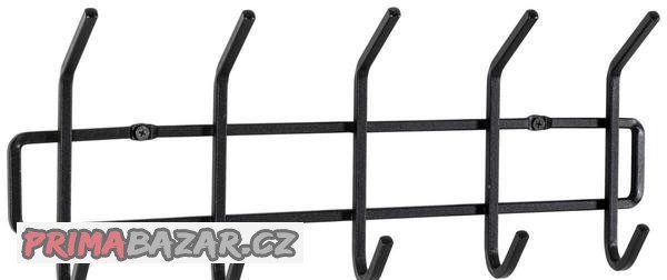 vesak-hacky-na-saty-do-predsine