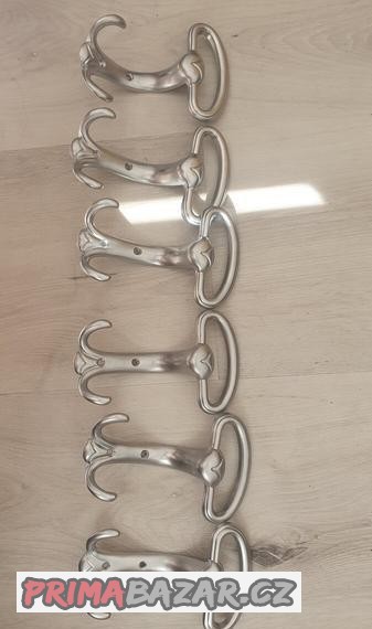 věšáky TULIP, 5+1ks