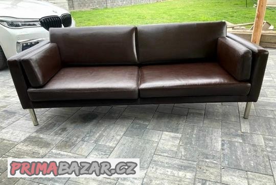 kozena-sedacka-pohovka-a-kresla