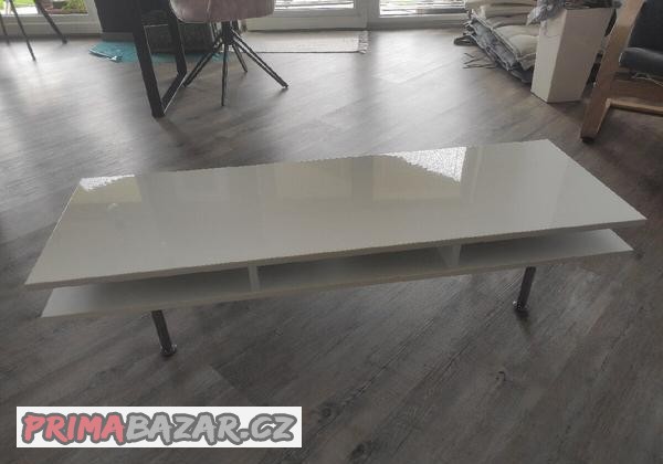prodam-tv-stolek-ikea