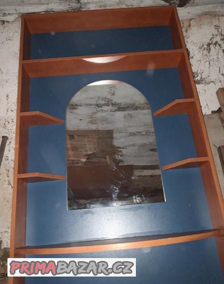 predsinova-stena-se-zrcadlem