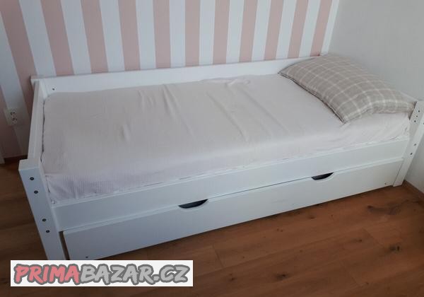 masivni-nova-postel-borovice