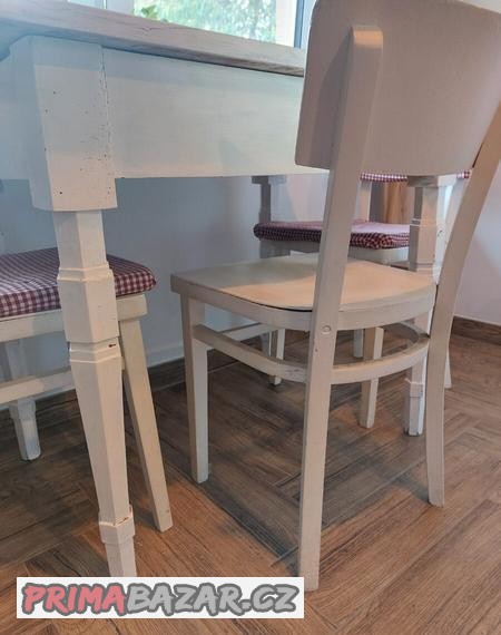 Stul a židle