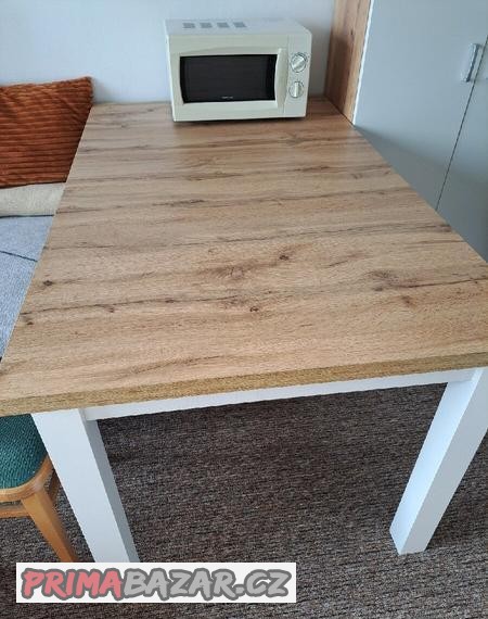 prodam-novy-jidelni-rozkl-stul
