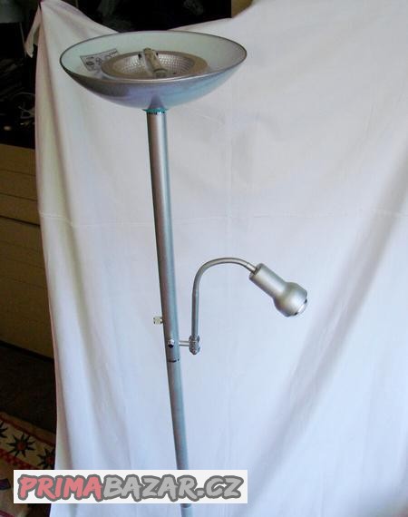 stojanovou-lampu-se-cteci-lampou-stmivatelnou