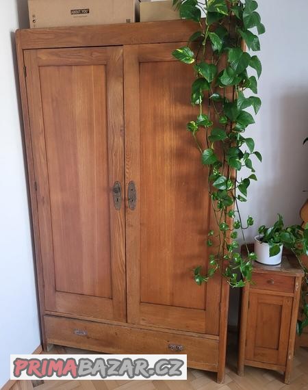 historicka-masivni-loznice