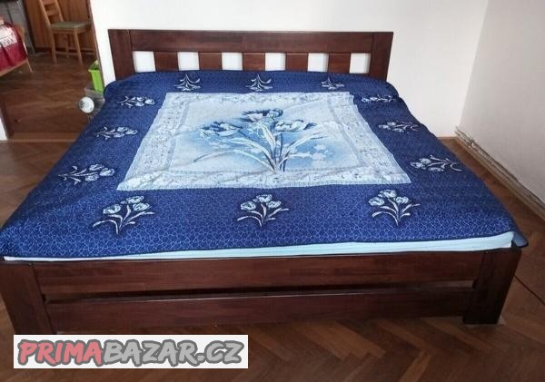 masivni-manzelska-dvoupostel-letiste-2x2m-top-stav-praha