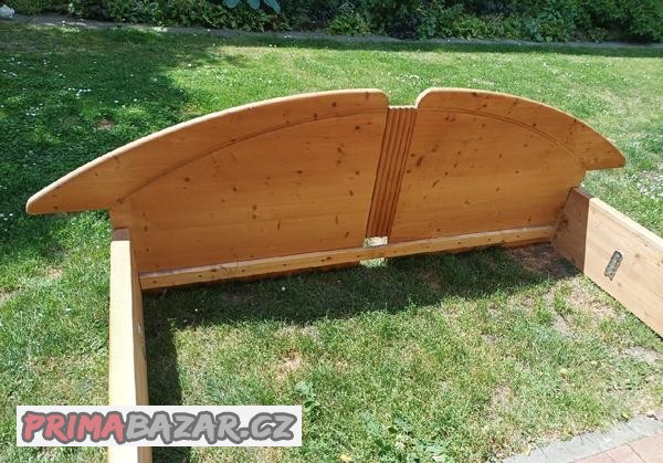 manzelska-postel-masiv