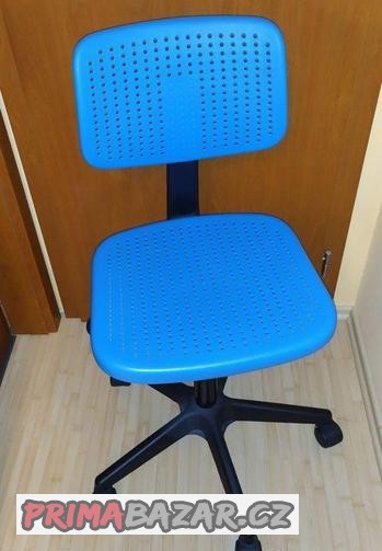 prodám výškově polohovatelnou židli pro dítě