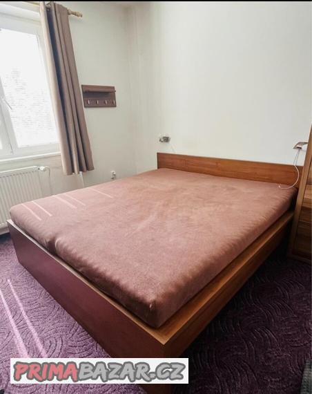 postel-180x200-masivni-rost