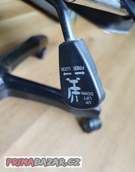 Herni křeslo G-Racer