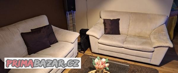 sedaci-souprava-natuzzi-stolek-natuzzi