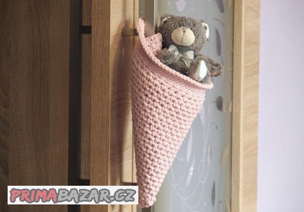 Háčkované košíky-barevné varianty