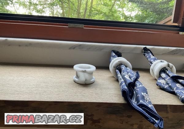 mramorovy-krouzek-na-ubrousky