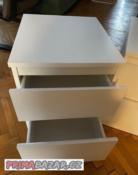 nocni-stolky-ikea