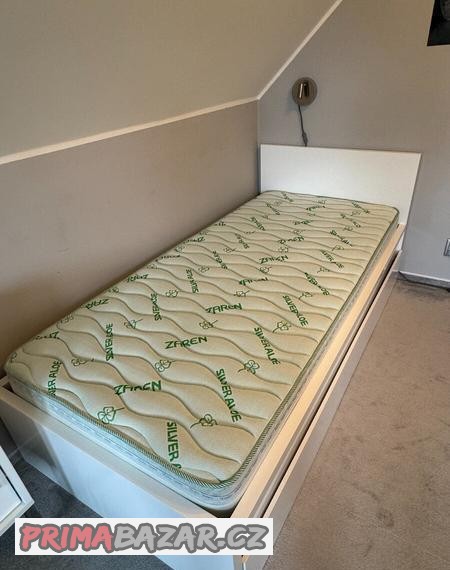prodam-postel-s-uloznym-prostorem