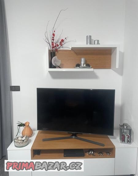obyvaci-stena-tv-stolek-police-rucni-vyroba-zanovni