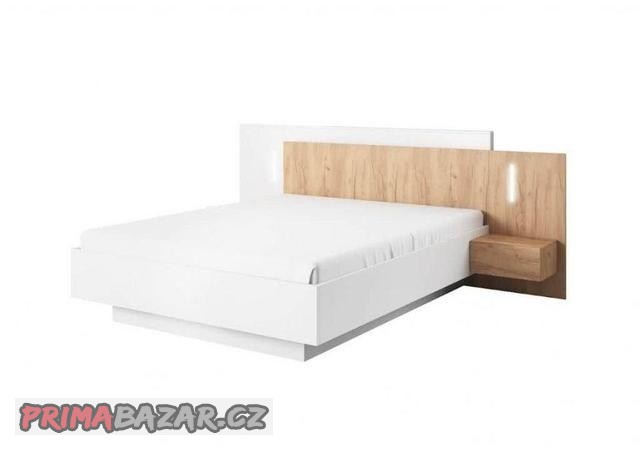 nova-jeste-zabalena-manzelska-postel-s-nocnimi-stolky