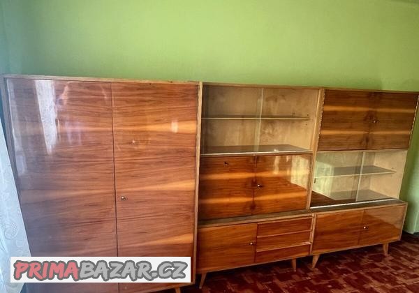 stare-a-neznicene-skrine