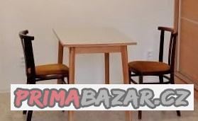 Sestava židle a jídelní stůl